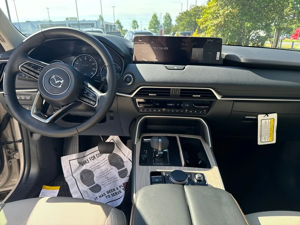 New 2026 Platinum Mazda 3.3 Turbo Preferred image 19
