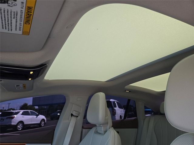 Used 2023  Mercedes-Benz 350+ Sedan image 19