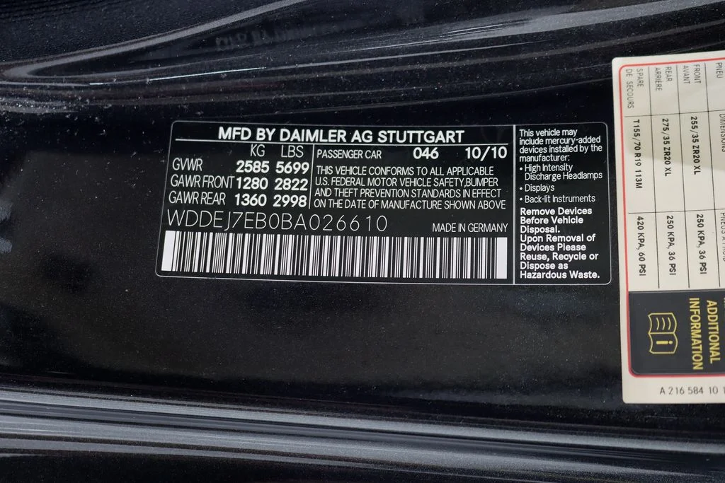 Used 2011  Mercedes-Benz CL 63 AMG® image 43