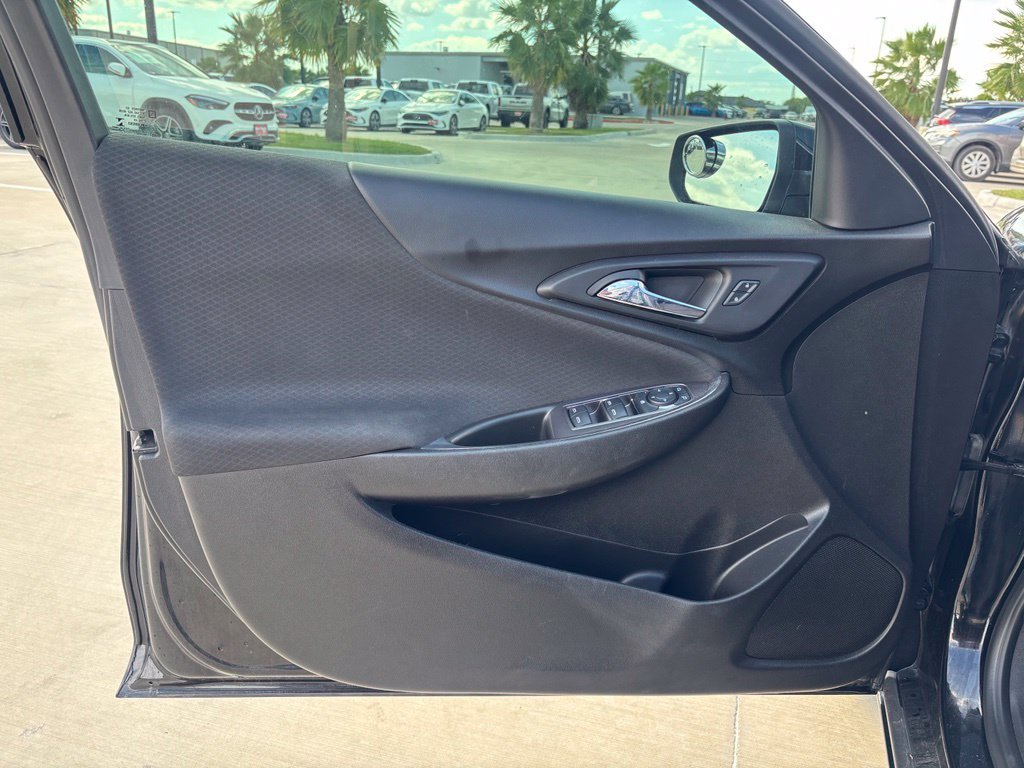 Used 2022 Black Chevrolet LT image 13