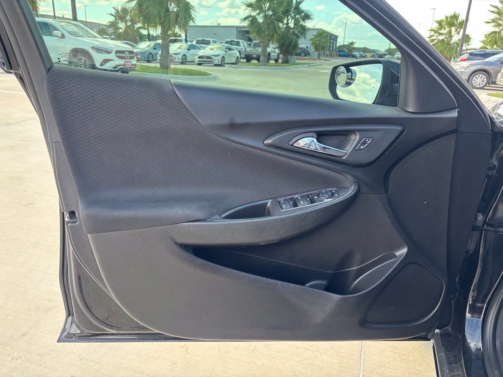 Used 2022 Black Chevrolet LT image 13