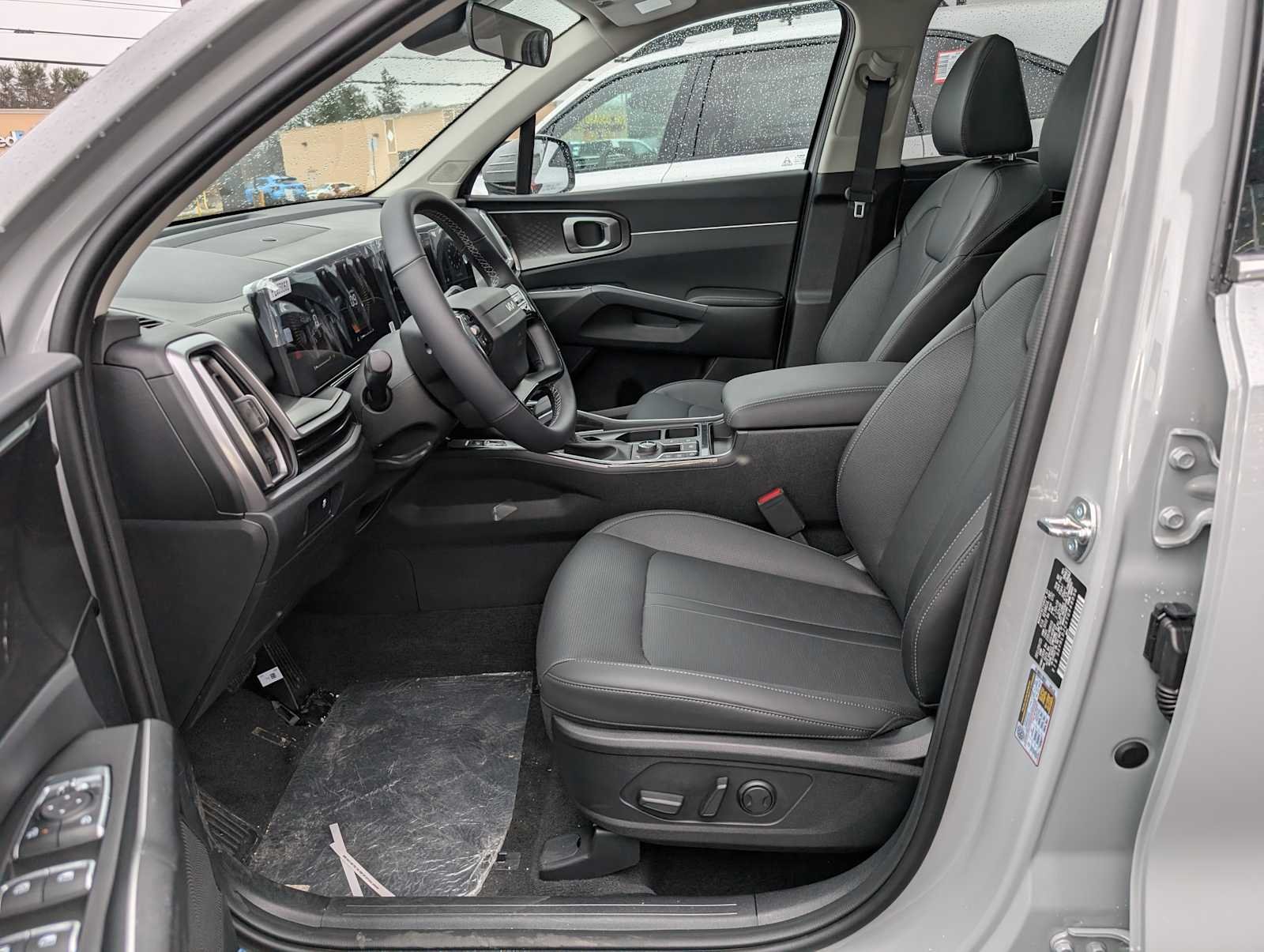 2026 Kia Sorento S - Photo 4
