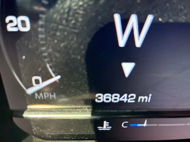 Used 2024 White GMC AT4 image 16