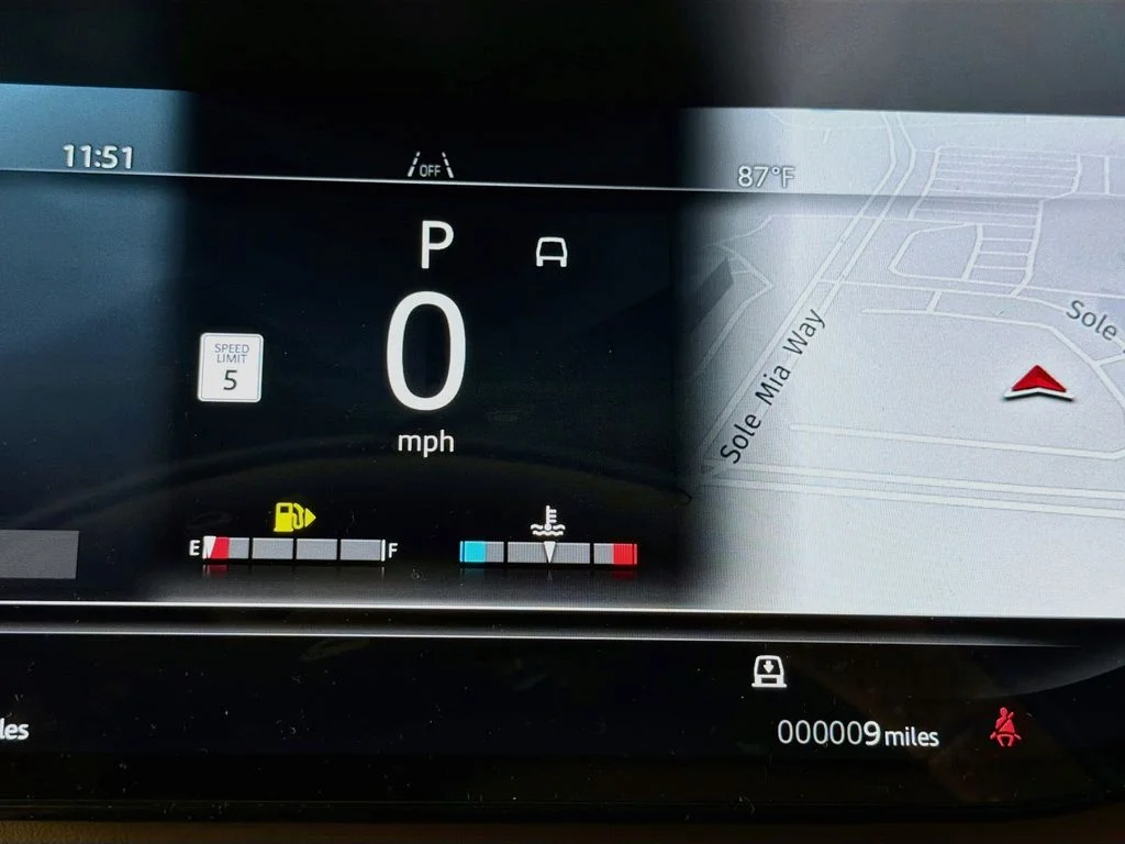 New 2026 Fuji White Land Rover SE image 12