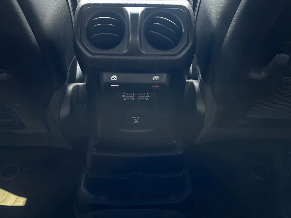 Used 2023 Red Jeep Rubicon 392 image 28