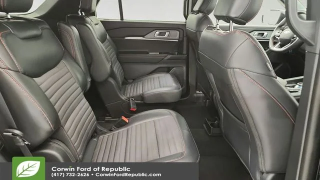 Certified Used 2026 Black Metallic Ford ST-Line image 27