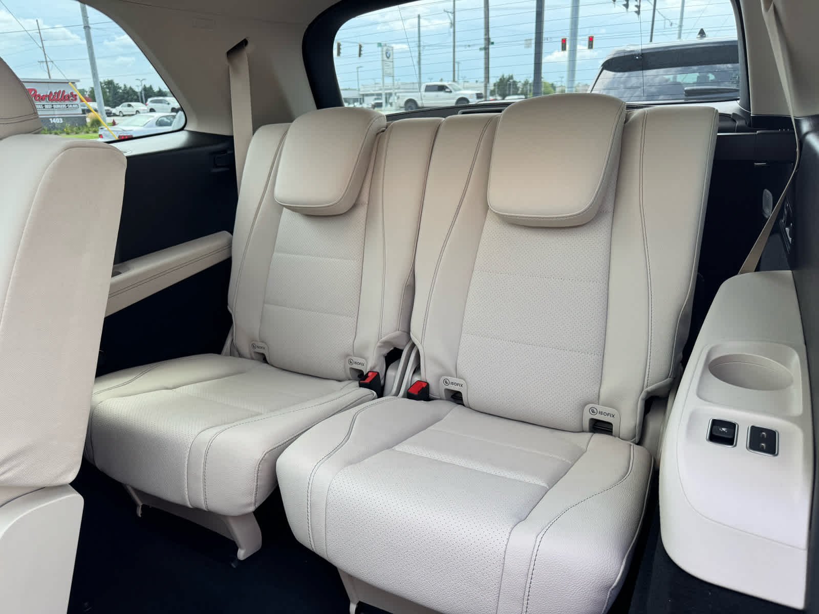 New 2026 Selenite Grey Metallic Mercedes-Benz GLS 450 image 37
