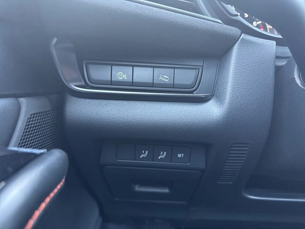 2025 Mazda CX-30 Carbon Turbo - Photo 40