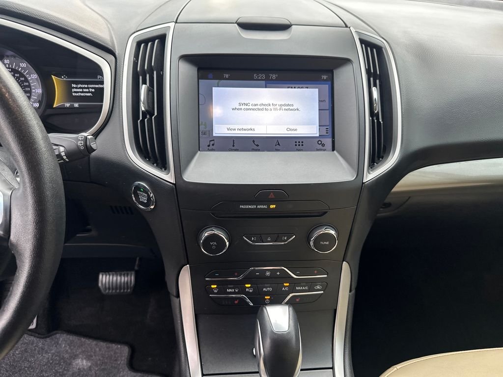 Used 2018 Red Ford SEL image 25
