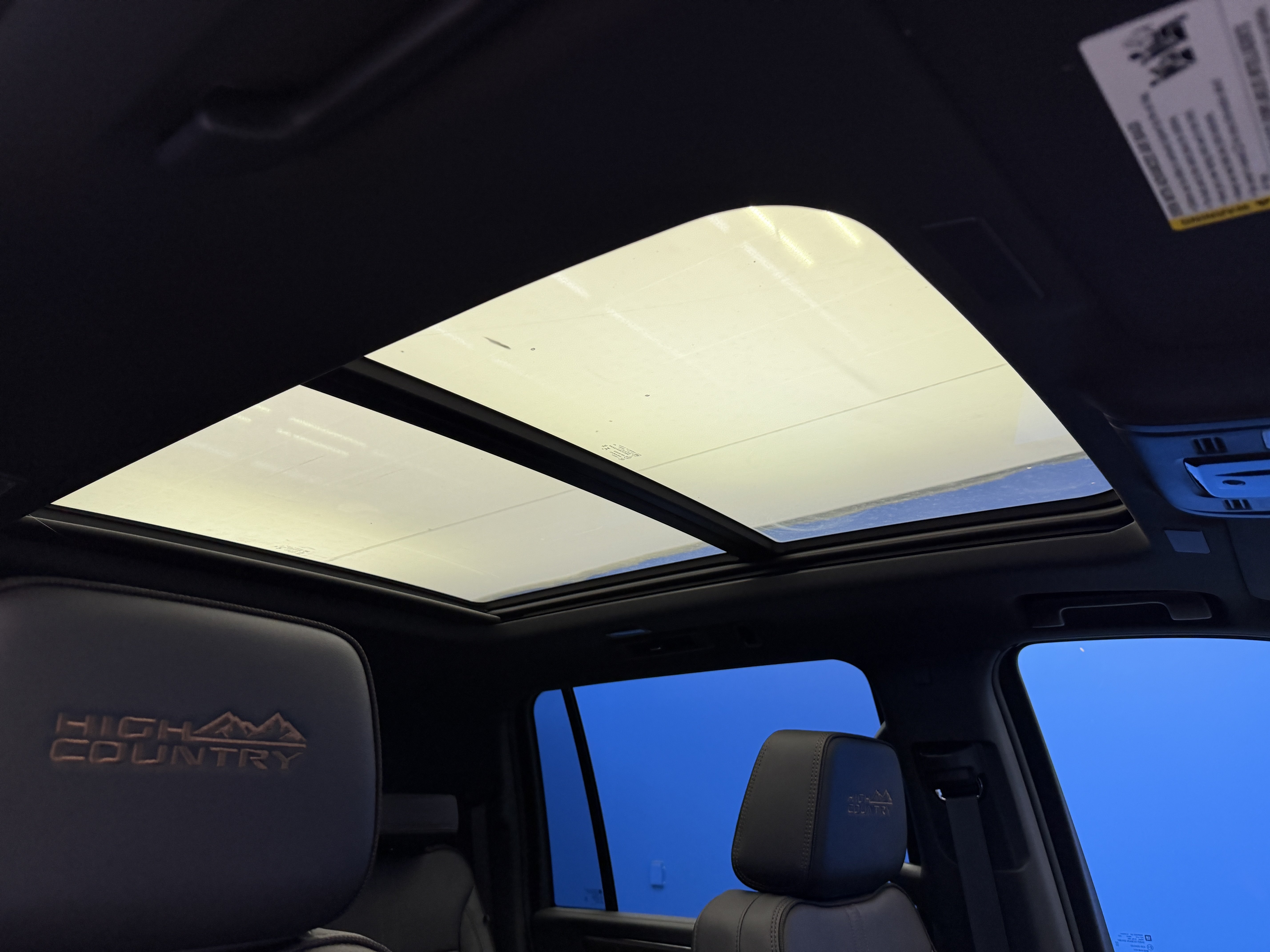 2026 Chevrolet Suburban High Country - Photo 31