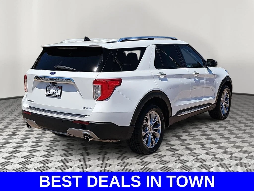 Used 2023 White Ford Limited image 3