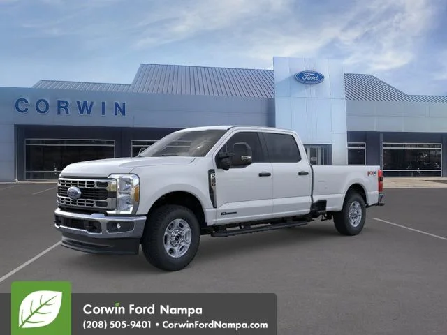 New 2026 Oxford White Ford XLT image 2
