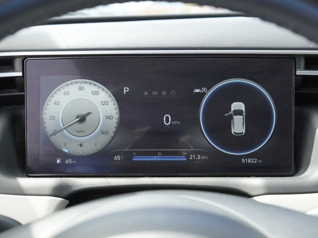 Used 2023 Black Hyundai SEL image 9