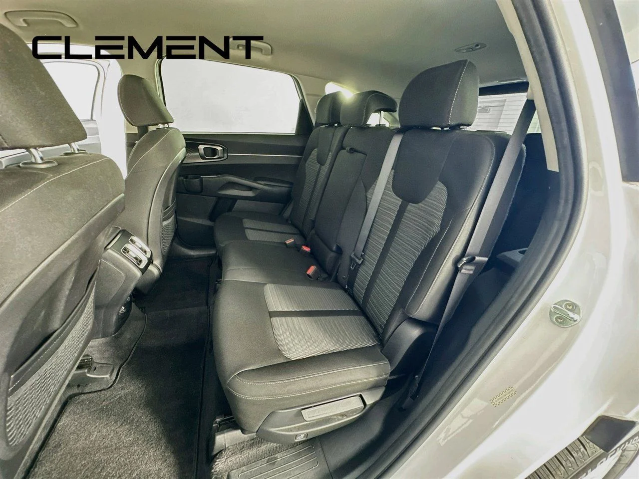 Certified Used 2022 Glacial White Pearl Kia LX image 30