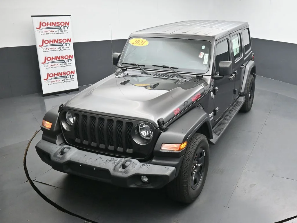 Used 2021 Gray Jeep Unlimited Sport image 23