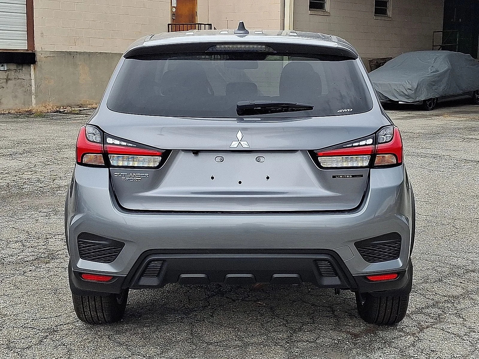 New 2026 Gray Mitsubishi 2.0 LE image 7