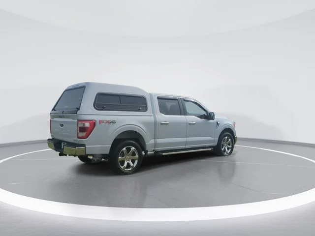 Used 2022 White Ford Lariat image 8
