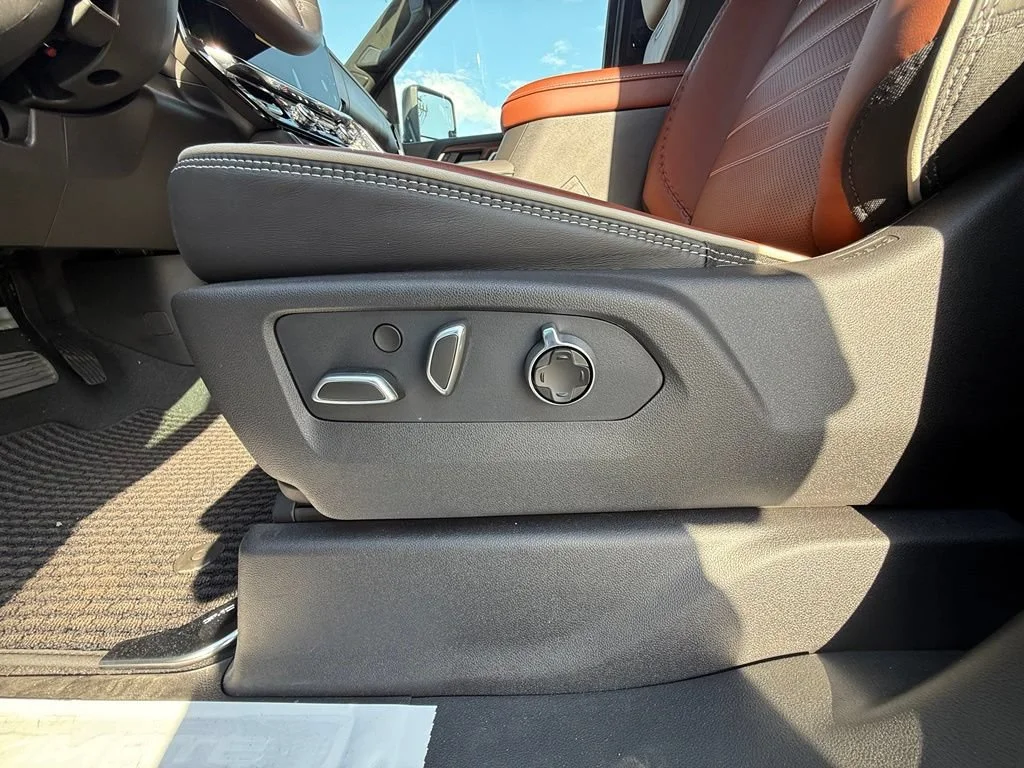 New 2026 Summit White GMC Denali Ultimate image 37