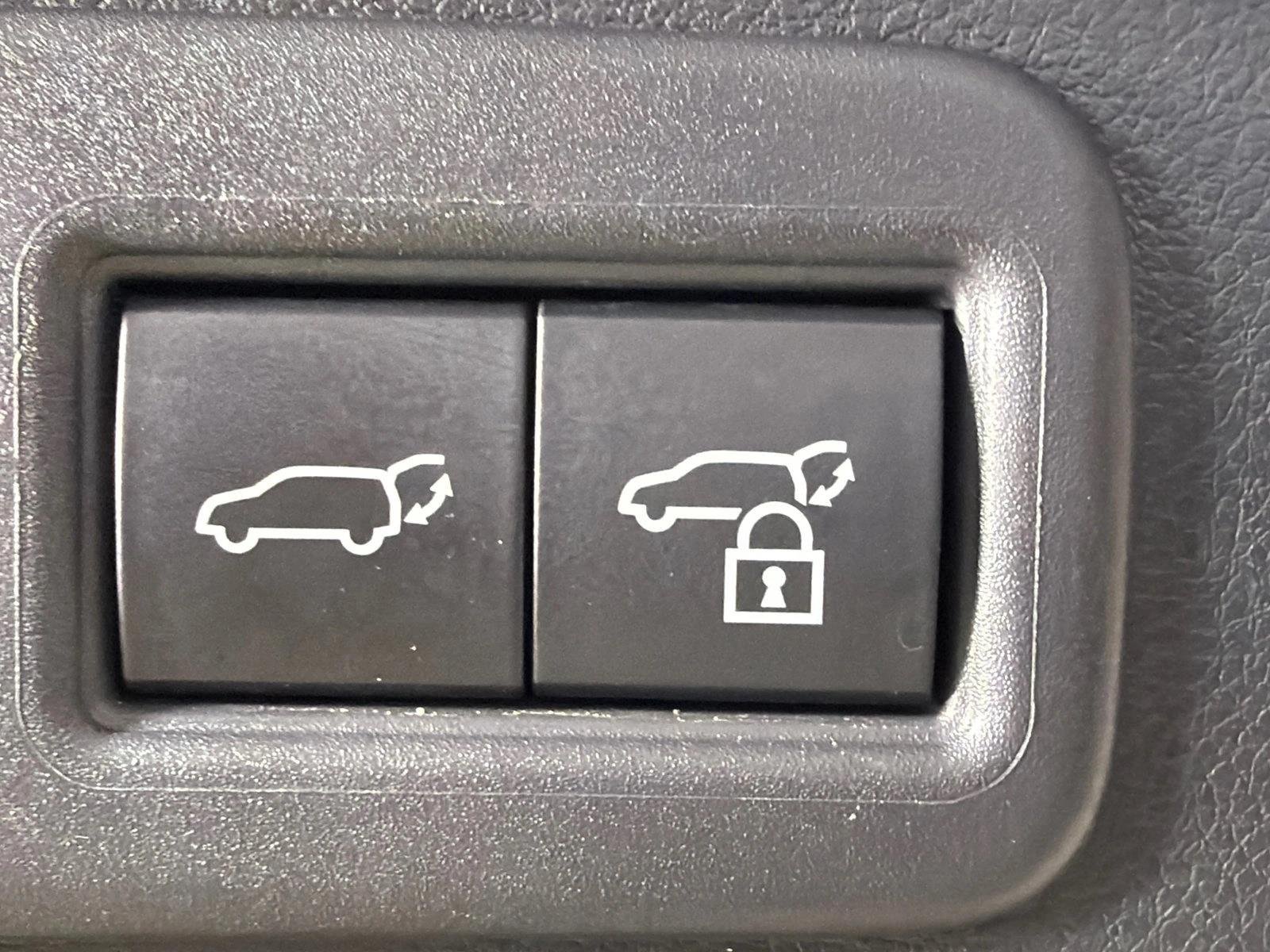 Used 2024 Silver Lexus RX 350 image 21