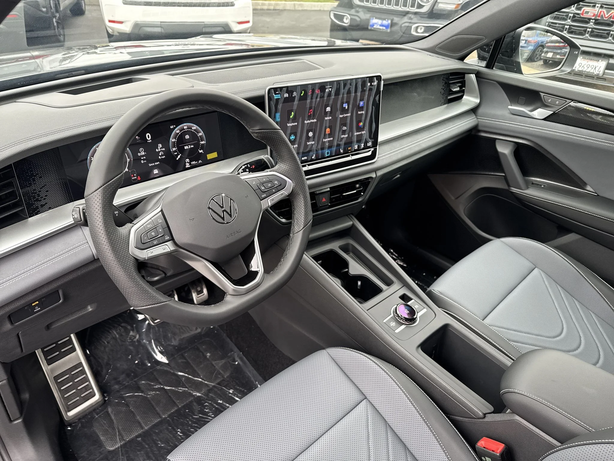 New 2026 Platinum Gray Metallic Volkswagen SE R-Line Black image 16