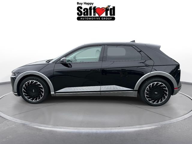 Used 2023 Black Hyundai Limited image 5