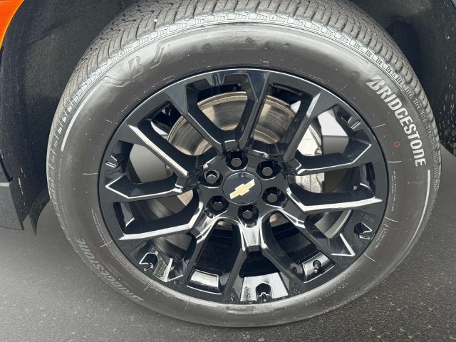 Used 2024 Black Chevrolet Premier image 10