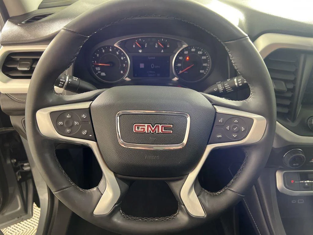 Used 2023 Sterling Metallic GMC SLT image 4