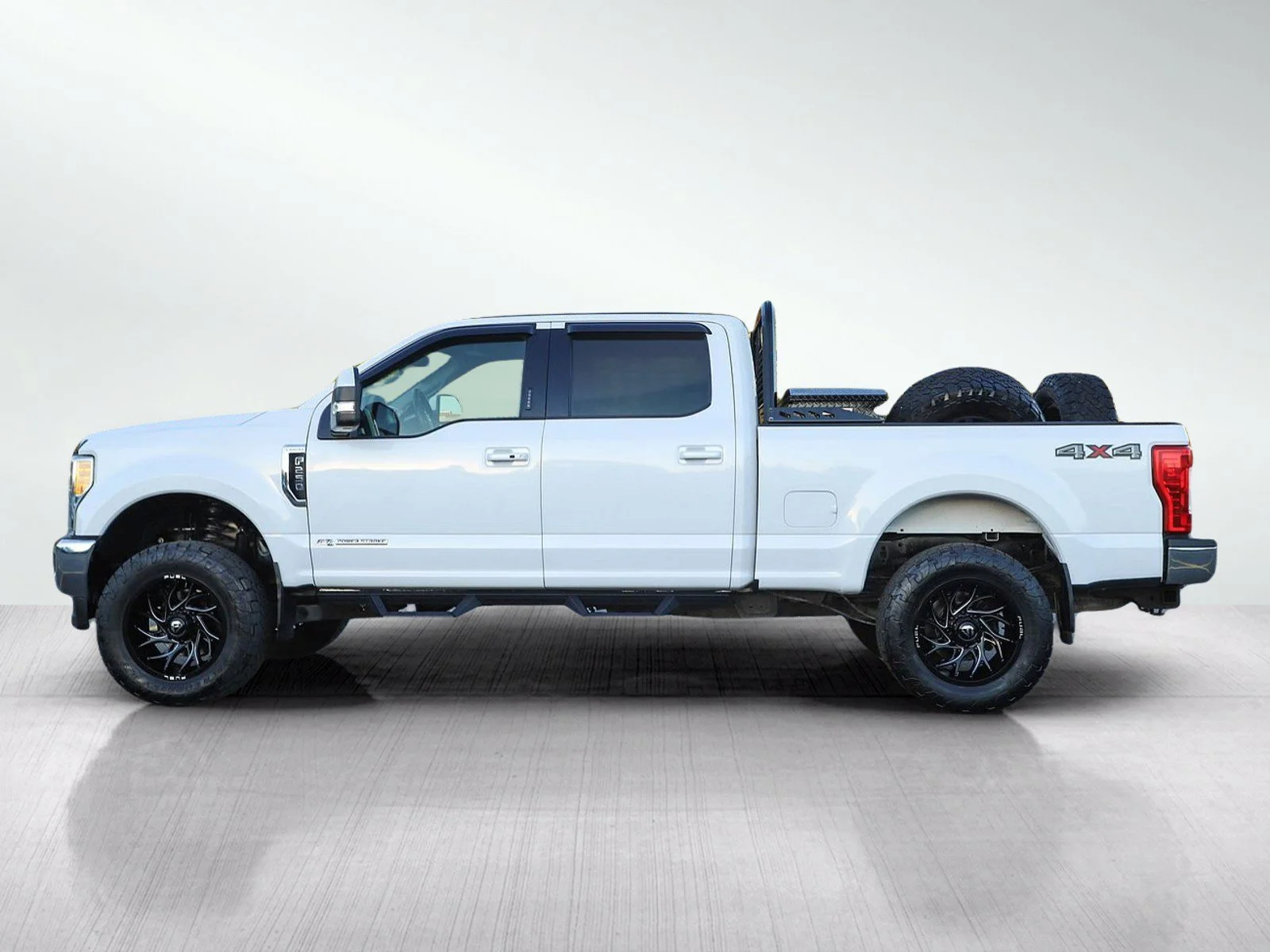 Used 2017 Ford F-250 Super Duty Lariat with VIN 1FT7W2BT9HEE15767 for sale in Bloomington, Minnesota