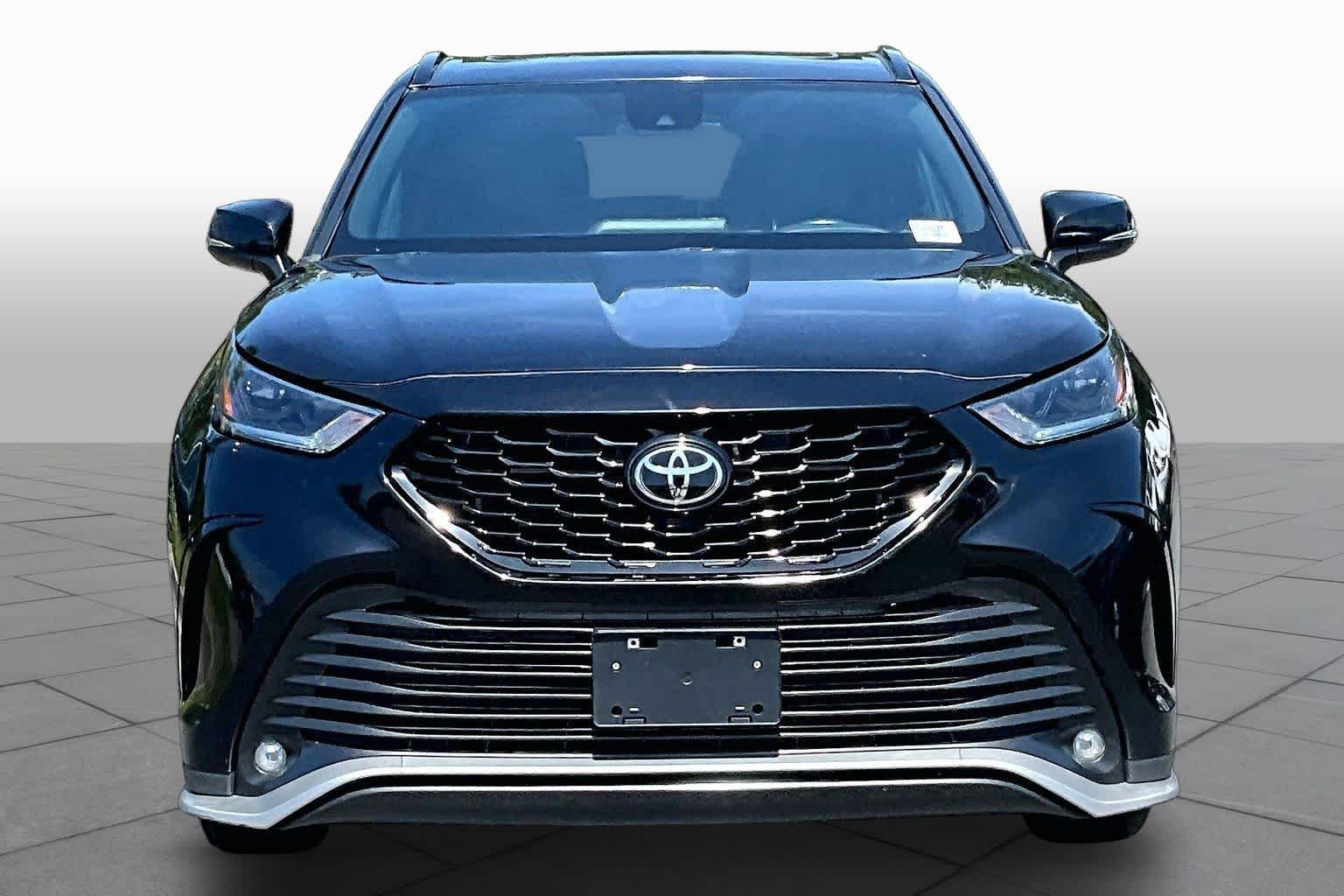 Used 2024 Midnight Black Metallic Toyota XSE image 4