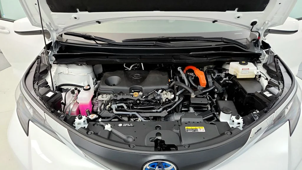 Certified Used 2024 White Toyota LE image 15