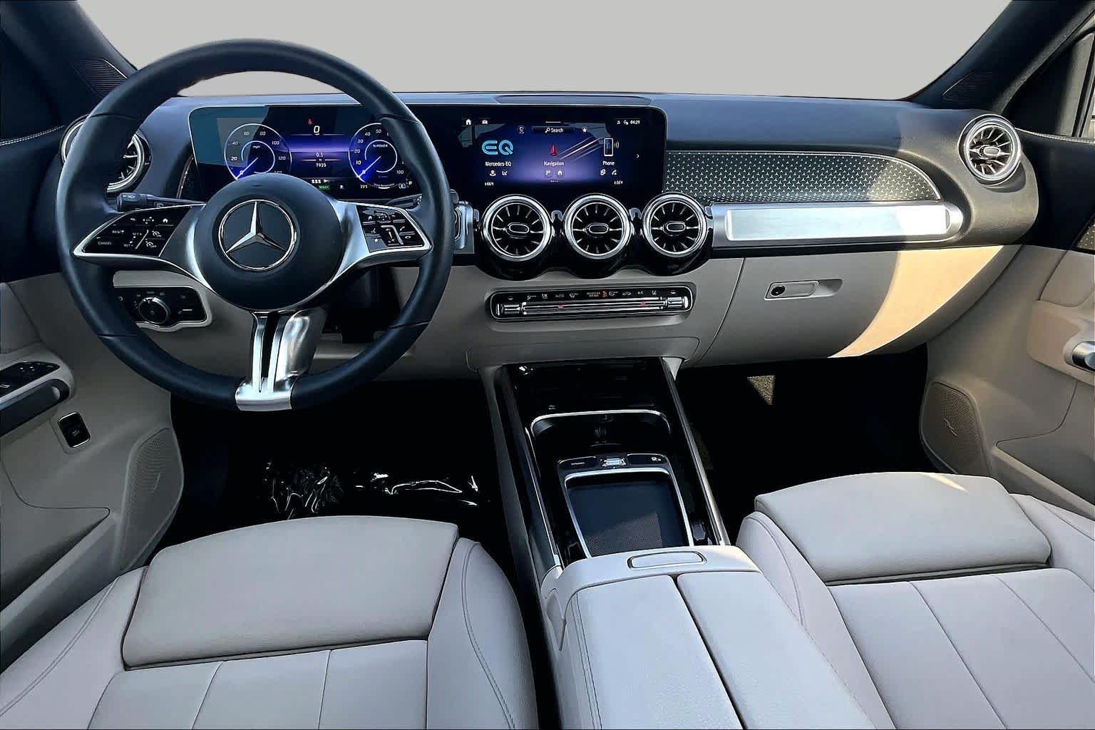 Used 2024 Polar White Mercedes-Benz EQB 250+ image 13