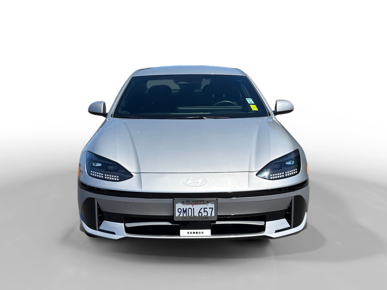 Certified Used 2024 Silver Hyundai SEL image 8