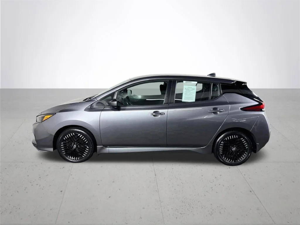 Used 2023 Gray Nissan SV Plus image 9