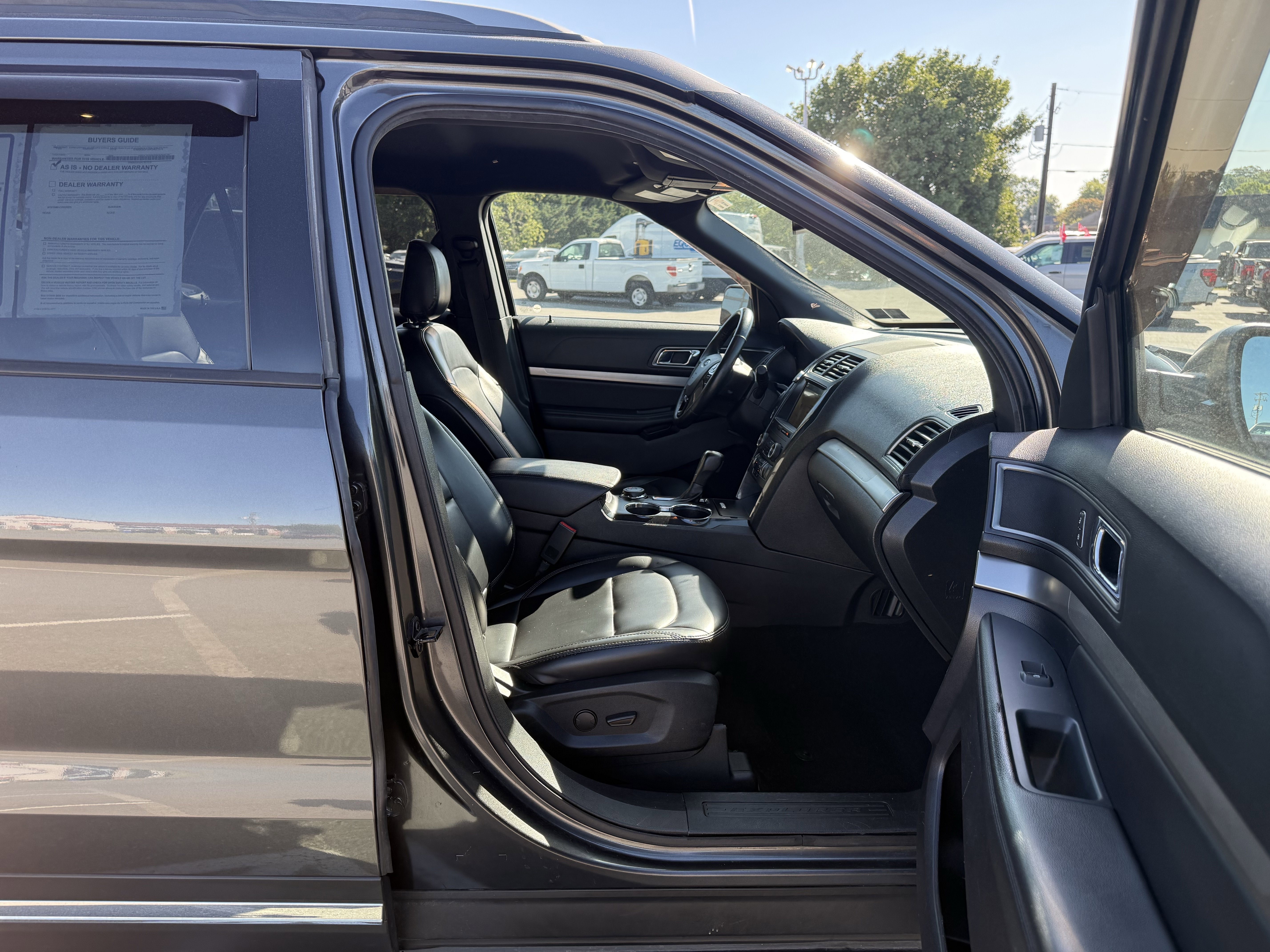 Used 2019 Magnetic Ford XLT image 39
