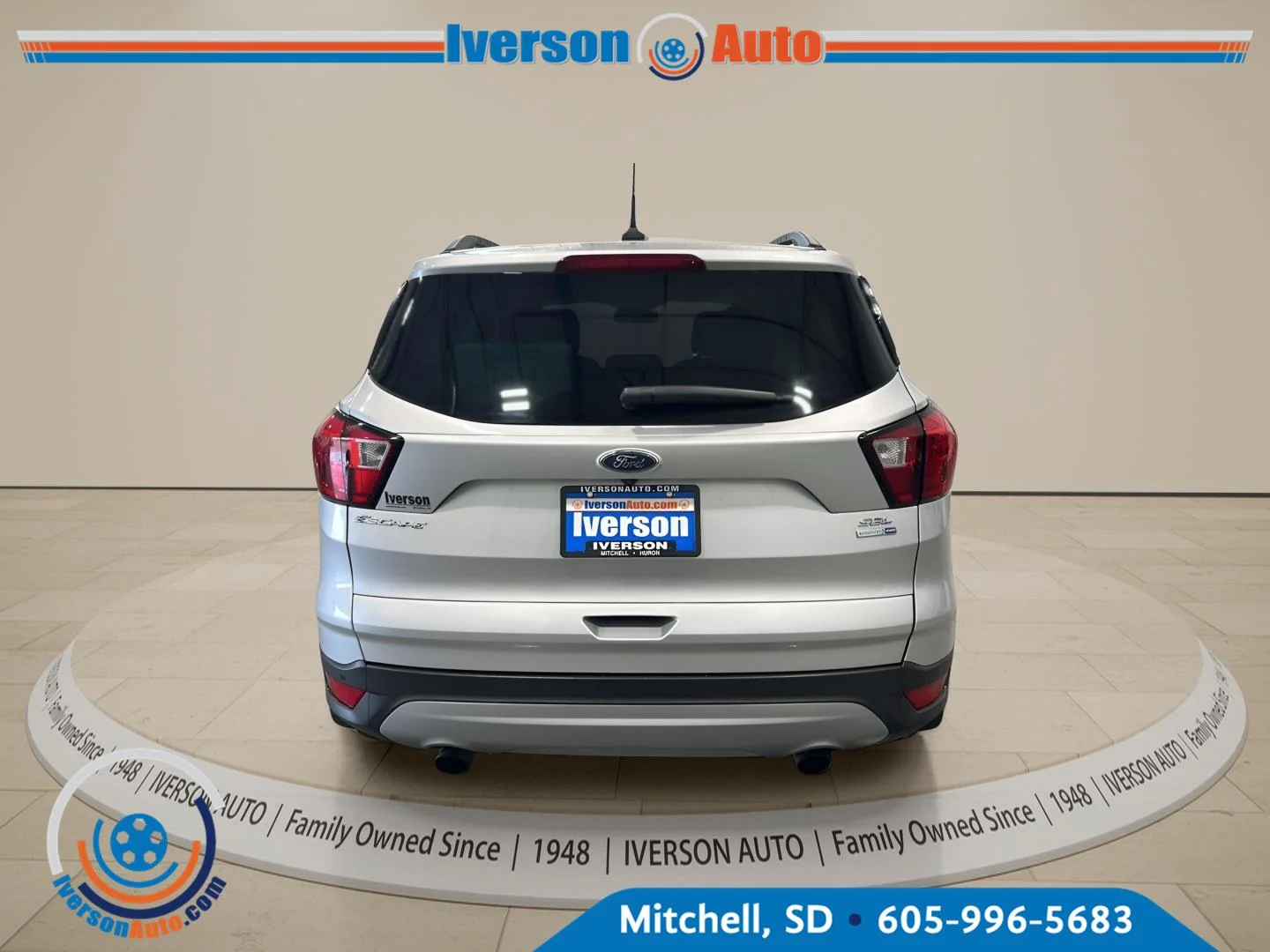 Used 2019 Ingot Silver Ford SEL image 6