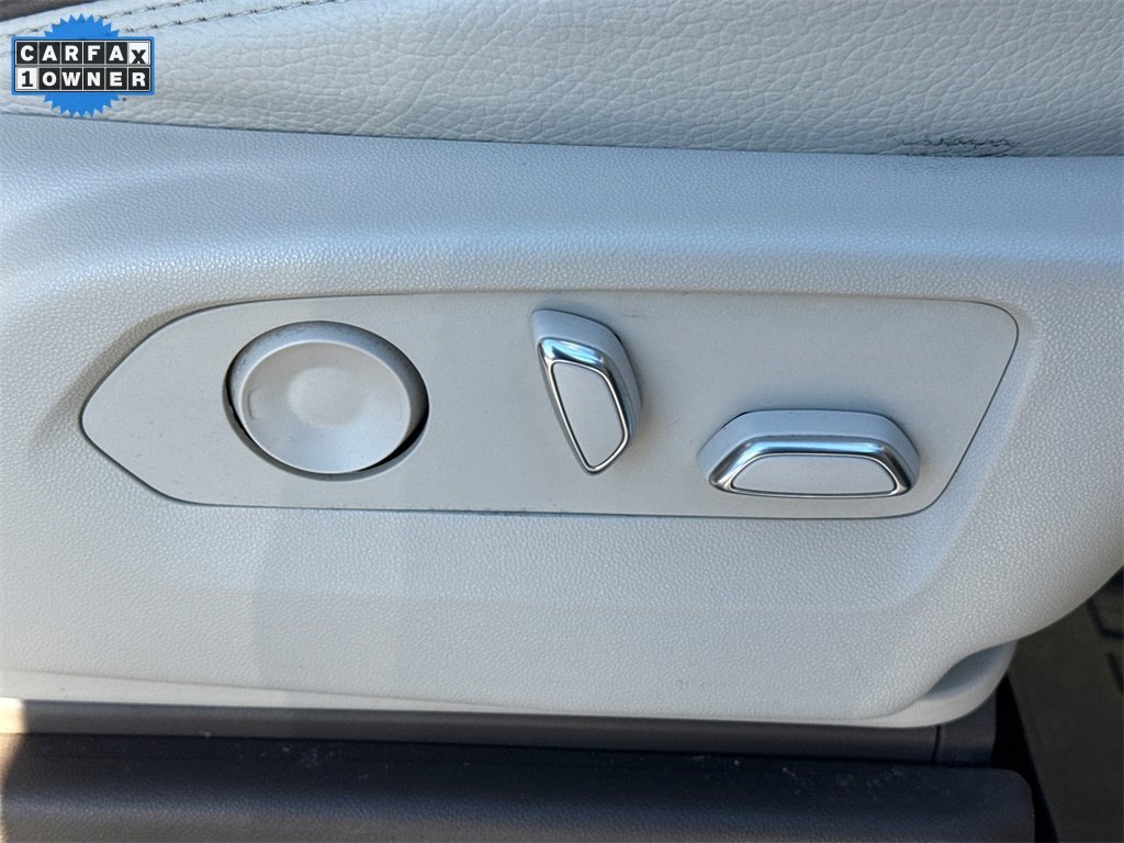 2022 GMC YUKON - Image 38