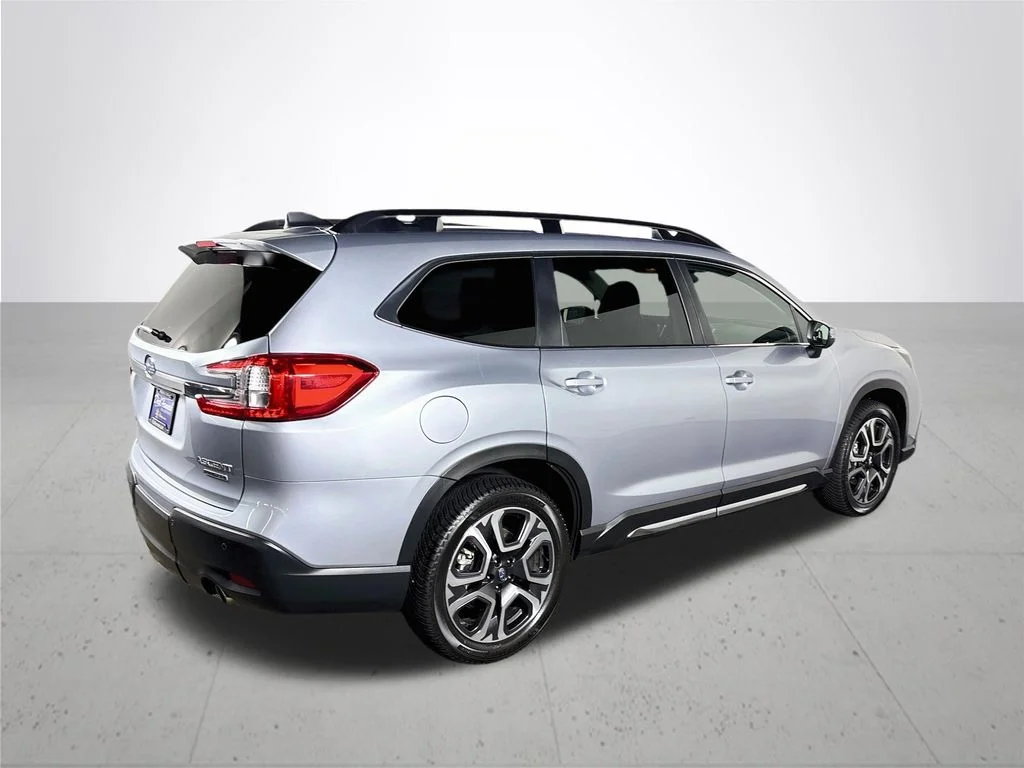 Used 2023 Silver Subaru Limited image 6