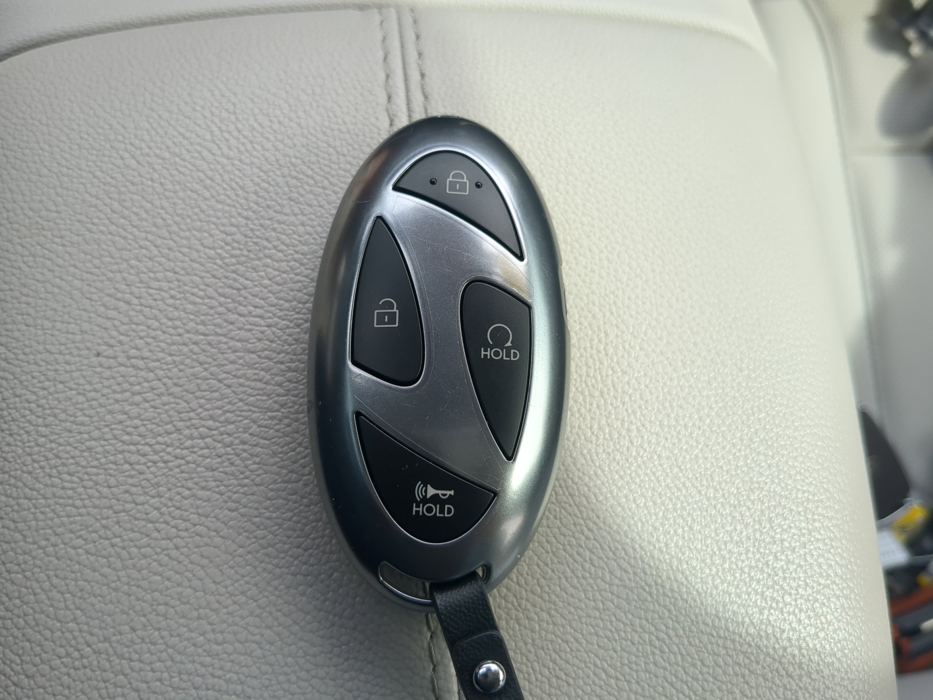 Used 2025 Ecotronic Gray Hyundai SEL Convenience image 25
