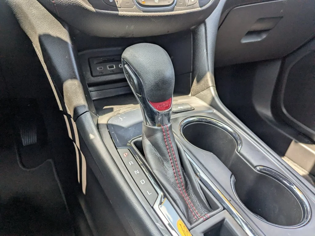 Used 2024 Summit White Chevrolet RS image 19