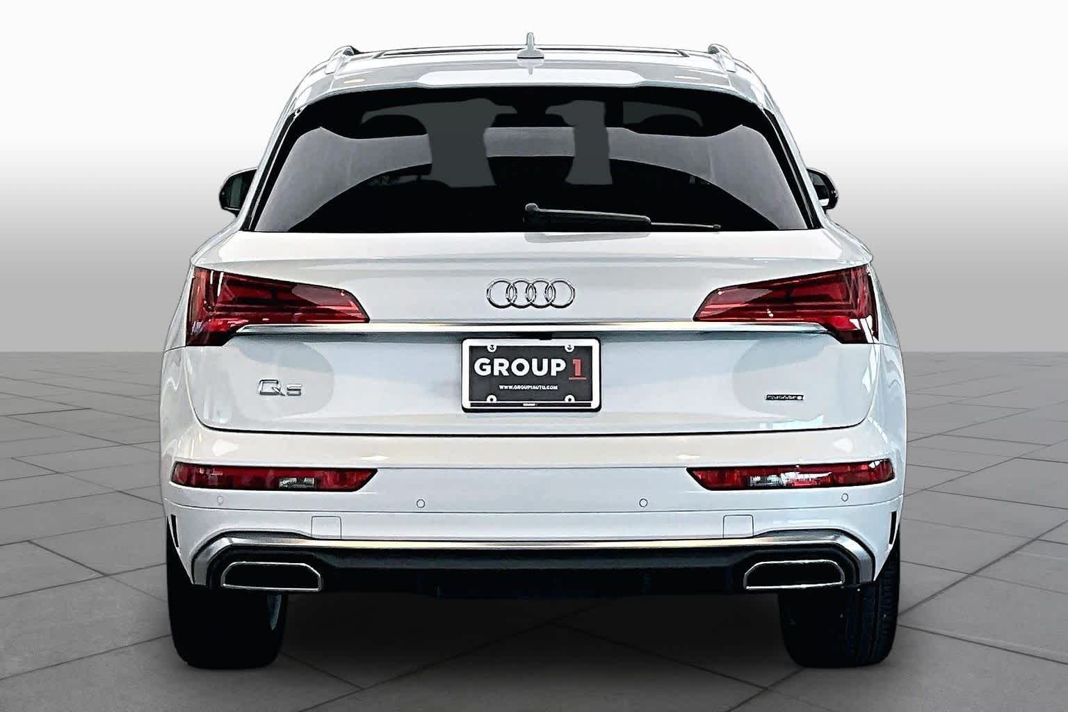 Used 2022 Glacier White Metallic Audi S line Premium Plus image 5