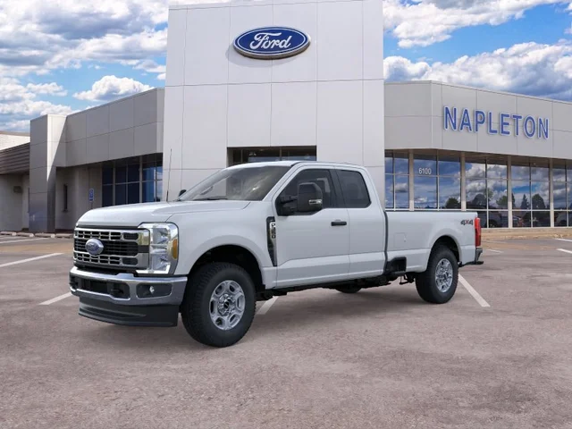 2026 Ford Super Duty F-350® XLT