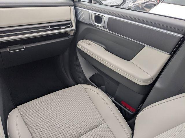 New 2026 White Hyundai SEL FWD image 18