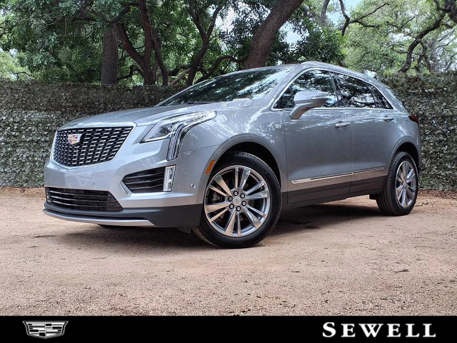2025 Cadillac XT5 AWD Premium Luxury's photo
