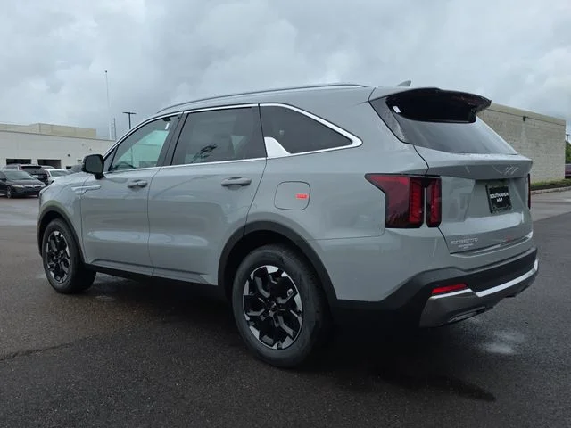 New 2026 Wolf Gray Kia S image 3