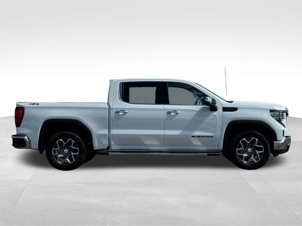 2026 GMC Sierra 1500 SLT - Photo 6