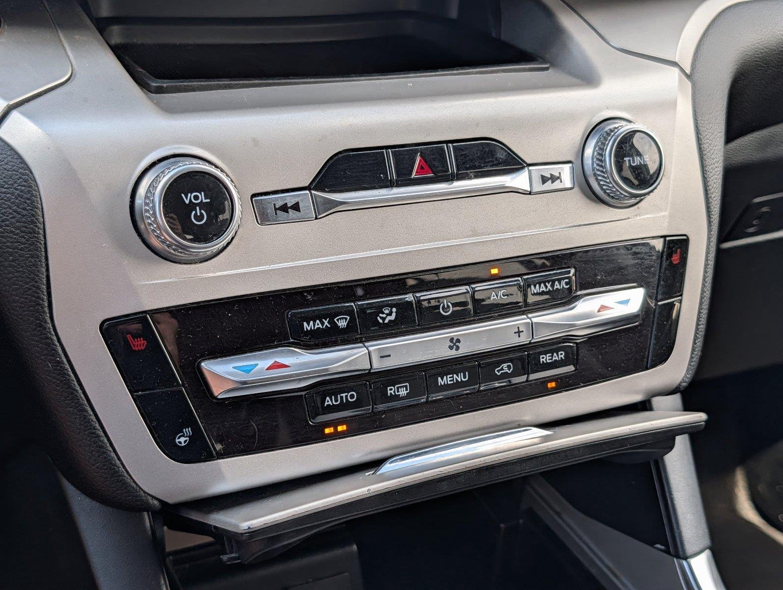 Used 2022 Agate Black Ford XLT image 18