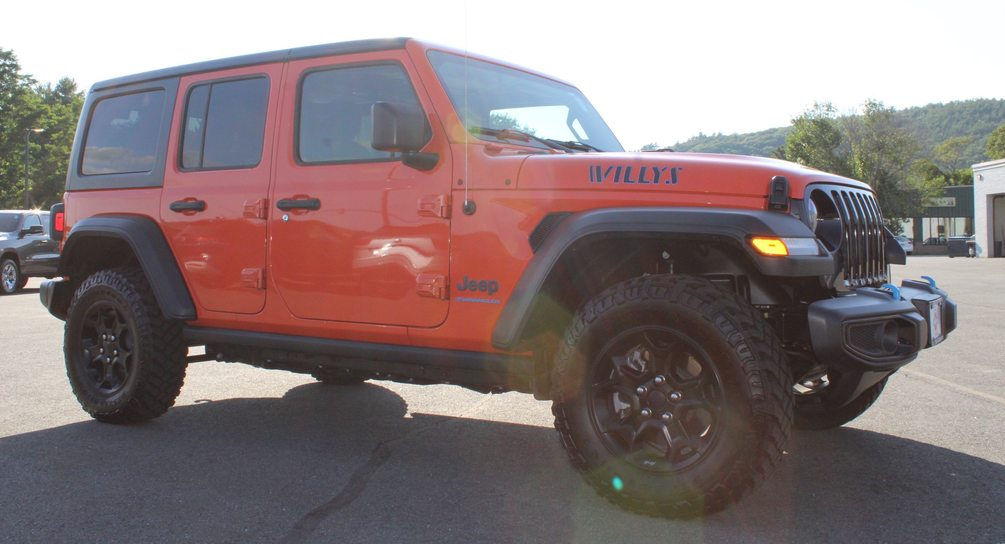 Used 2023 Punkn Metallic Clearcoat Jeep  image 5