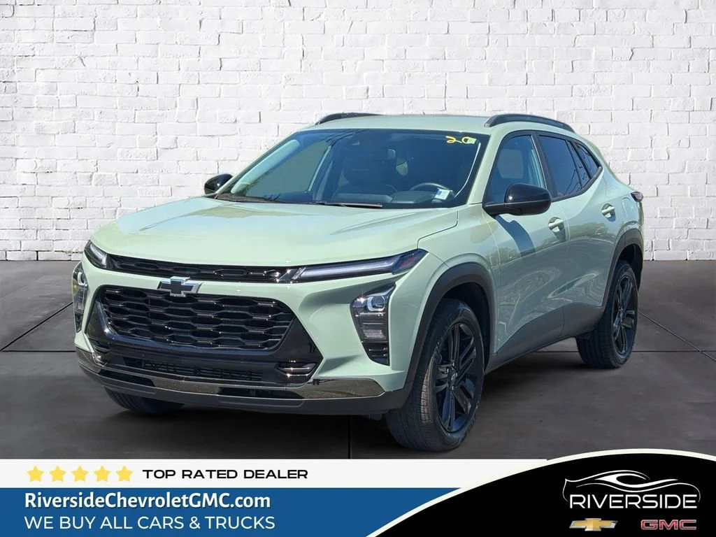 Used 2025 Cacti Green Chevrolet ACTIV image 1