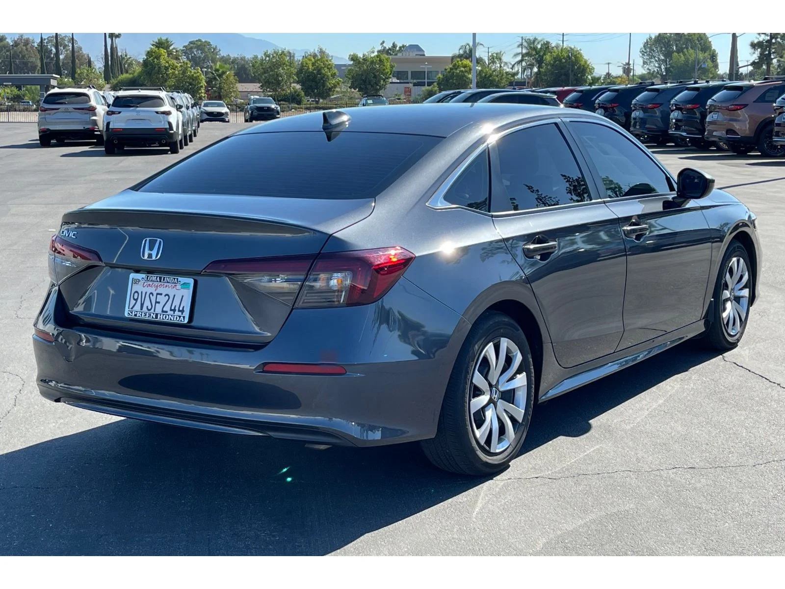 Used 2026 Meteorite Gray Metallic Honda LX image 4