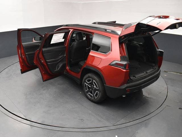 New 2026 Red Hot Pearl-Coat Exterior Paint Jeep Limited image 28